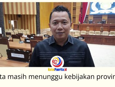 Ketua Komisi III DPRD Kota Samarinda, Deni Hakim Anwar, menegaskan wacana penghentian Bankeu 2027 masih sebatas informasi dan belum menjadi kebijakan resmi Pemprov Kaltim. Foto: Fathur Rabbany.