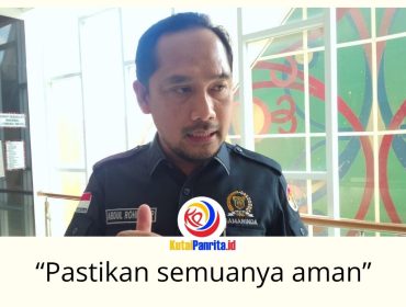 Anggota Komisi III DPRD Kota Samarinda, Abdul Rohim, meminta kesiapan seluruh fasilitas Teras Samarinda II dipastikan sebelum dibuka untuk masyarakat. Ia menekankan, setiap temuan hasil pemeriksaan, terutama fasilitas yang digunakan pengunjung, harus segera diperbaiki. Foto: Fathur Rabbany.