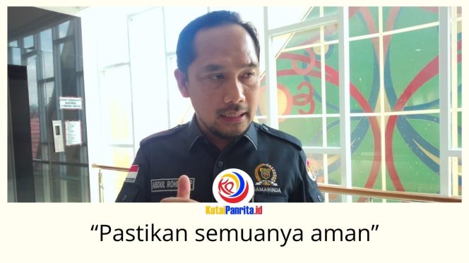 
 Anggota Komisi III DPRD Kota Samarinda, Abdul Rohim, meminta kesiapan seluruh fasilitas Teras Samarinda II dipastikan sebelum dibuka untuk masyarakat. Ia menekankan, setiap temuan hasil pemeriksaan, terutama fasilitas yang digunakan pengunjung, harus segera diperbaiki. Foto: Fathur Rabbany.