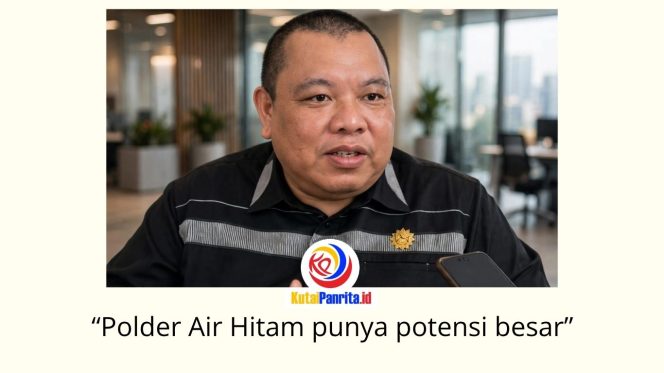 
 Anggota Komisi II DPRD Kota Samarinda, Sani Bin Husain, menilai penataan Polder Air Hitam perlu dilakukan secara terencana agar dapat memberikan manfaat lebih luas bagi masyarakat tanpa mengurangi fungsi utamanya sebagai kolam retensi, Rabu (12/8/2026). Foto: Fathur Rabbany.