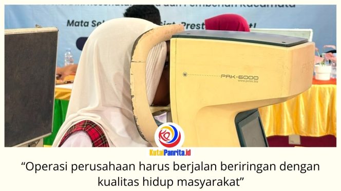 
 PT Pertamina Hulu Mahakam (PHM) melalui Program SHU Ecovation Day: Lensa Energi menghadirkan pemeriksaan kesehatan mata dan pemberian kacamata bagi siswa sekolah dasar di kawasan Delta Mahakam. Kegiatan yang berlangsung pada 3–4 Agustus 2026 tersebut menyasar siswa di Kelurahan Muara Kembang dan Desa Kutai Lama, Kabupaten Kutai Kartanegara, sebagai bagian dari upaya mendukung kesehatan dan kualitas pendidikan anak. Foto: PT PHM – PT PHI.