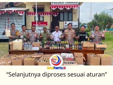 Polsek Tabang bersama Forkopimcam menggelar razia miras selama dua hari di sejumlah tempat usaha di Kecamatan Tabang, Kutai Kartanegara, sebagai upaya menjaga kamtibmas dan menertibkan peredaran minuman beralkohol tanpa izin. Foto: Polsek Tabang.