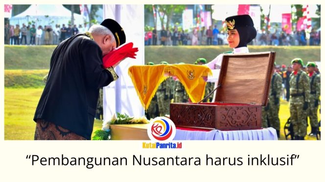 
 Suasana khidmat Upacara Pengibaran Bendera Sang Merah Putih dalam rangka memperingati HUT ke-81 Kemerdekaan Republik Indonesia di Ibu Kota Nusantara (IKN), Senin (17/8/2026). Foto: Humas Otorita Ibu Kota Nusantara.