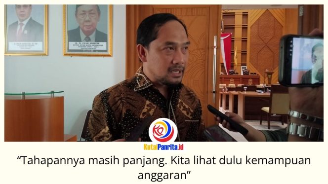 
 Anggota DPRD Kota Samarinda, Abdul Rohim, mengatakan penyusunan APBD 2027 masih berada pada tahap awal sehingga sejumlah rencana pembangunan harus menunggu kepastian kemampuan fiskal daerah dan hasil pembahasan anggaran. Foto: Fathur Rabbany.