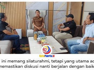 AMSI Kalimantan Timur melakukan audiensi dengan Ketua DPRD Balikpapan, H. Alwi Al Qadri, di ruang kerjanya, Rabu (7/10/2026), membahas persiapan diskusi “Refleksi Dua Tahun Masa Bakti DPRD Balikpapan” yang dijadwalkan pada pekan keempat Oktober 2026. Foto: AMSI Kaltim.
