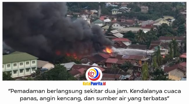 Kebakaran melanda permukiman warga di Jalan AM Alimuddin, Kelurahan Melayu, Tenggarong, Senin (5/10/2026) sore. Sekitar 75 bangunan rumah terdampak setelah api dengan cepat merambat di kawasan permukiman padat. Foto: Istimewa.