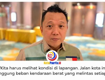 Ketua Komisi III DPRD Samarinda, Deni Hakim Anwar, menyoroti kerusakan Jalan Ir Sutami akibat tingginya aktivitas kendaraan berat. Ia mendorong evaluasi kawasan pergudangan dan penataan tata ruang agar kerusakan jalan tidak terus berulang serta keselamatan pengguna jalan tetap terjaga.