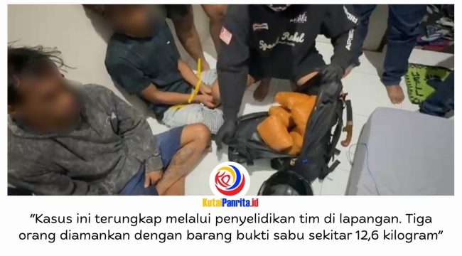 Ditresnarkoba Polda Kaltim menggagalkan peredaran sabu seberat 12,61 kilogram di Samarinda, Sabtu (10/10/2026) dini hari. Dalam pengungkapan tersebut, polisi mengamankan tiga pria yang diduga terlibat.